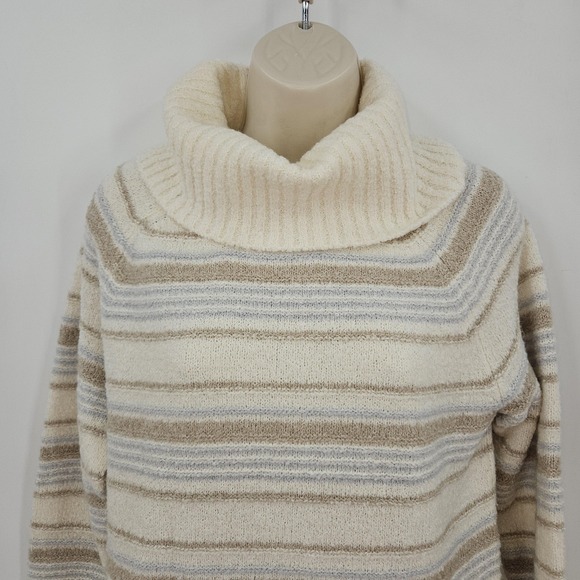 LL Bean Sweater Women M Cream Stripe Cowl Turtleneck Wool‎ Blend Cozy Cabincore - Picture 2 of 11